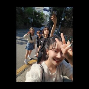 So Yoo-jin Thumbnail - 3.4K Likes - Most Liked Instagram Photos