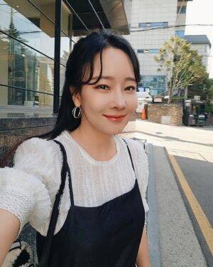 So Yoo-jin Thumbnail - 5.5K Likes - Most Liked Instagram Photos