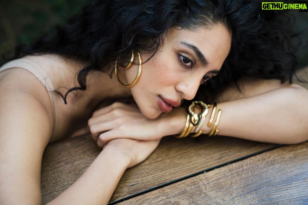 Sobhita Dhulipala Instagram - Noon Sun curly hair spicy lunch Portraits for nyt by @ga.briella 🌶️