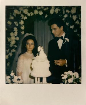 Sofia Coppola Instagram - Priscilla sort en salle en France demain. J’espère qu’il vous plaira. Une pensée toute particulière pour Phoenix qui a fait la musique et Philippe le Sourd, mon directeur de la photographie. Merci également à ARP.