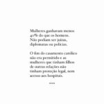 Sofia Ribeiro Instagram - Viva o dia mais bonito de Portugal! Viva a liberdade!viva o 25 de Abril ❤️