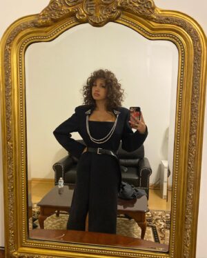 Sofia Wylie Instagram - Months through a mirror