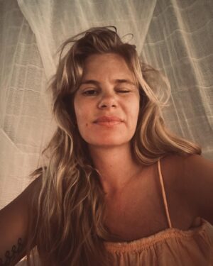 Sofie Linde Instagram - Da jeg var til frisør i Thailand…