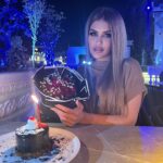 Soheir Salah Instagram - دائماً اكول اكثر شي محظوظة بي بهذه الدنيا ❤️صديقاتي❤️ شاركوني كلشي حلو و موحلو خلال ١١ سنة ويحتفلون بااصغر واكبر شي احققة ربي ليحرمني منكم @dina.rami_