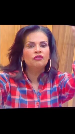 Solange Gomes Instagram - Hoje eu acordei meio assim 😌🤪🤬#tbt A Fazenda 13 @afazendarecord