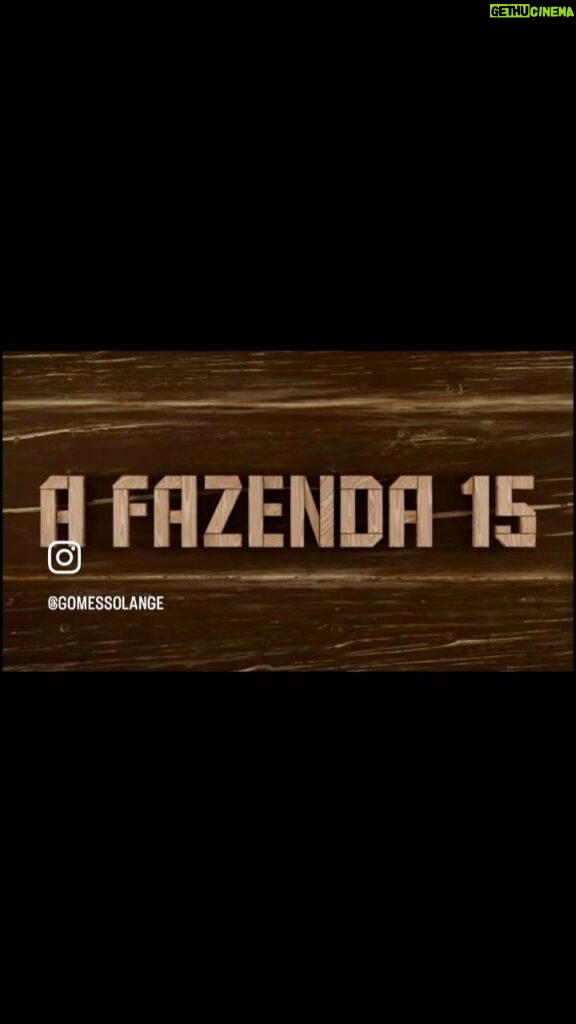 Solange Gomes Instagram - Ai que delícia ser lembrada ontem pela @galisteuoficial pelo meu “excelente” desempenho nas provas de @afazendarecord 🤦🏻‍♀️👀 e a arte de perder bolinhas no cenário do Fazendão 😂🫣 #afazenda #afazenda13 #afazenda15 Obrigada pelo bj @galisteuoficial outro grande pra vc! ♥️😌