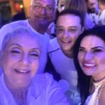 Solange Gomes Instagram - Assim foram as minhas boas vindas a 2024. 🫶🏼🥂Desejo à todos primeiramente o mais importante: saúde. @charlesdaves @cininha_de_paula @cseventos @vista.reveillon