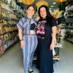 Solange Gomes Instagram - Aproveitei minha semana em SP e vim conhecer esta loja incrível de decoração a @gjpresentes A loja é maravilhosa?