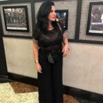 Solange Gomes Instagram - Noite de teatro 🎭 Quem mais gosta, assim como eu? #lookdodia #teatro