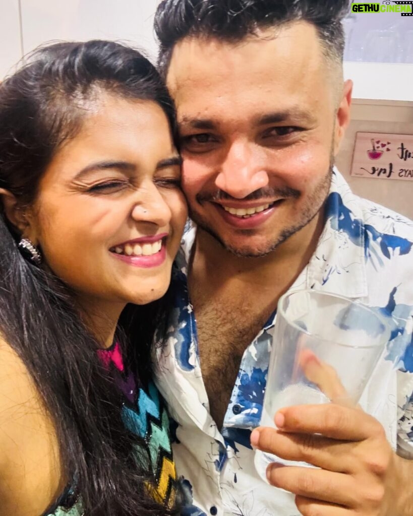 Sonal Kaushal Instagram - Aapka pyaar, mera tyohaar ❤️ 3Million YouTube 2Million Instagram The Family is growing and I don’t think I can be happier 🥹 #PyaarYou Thank you so much to my biggest support and cheerleader @asliutkarsh, my family and my most loving friends ❤️❤️ Missed so many people who couldn’t make it. Love to all ALWAYS ☺️