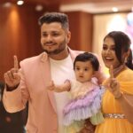 Sonal Kaushal Instagram – Hamari chhoti si Family ❤️
Thank you everyone for the most lovely wishes on our baby’s birthday 😃💗
Jewellery by @kgopl.jewellery 
Siara’s baby jewellery by @clementinee.in 
👗 @vivababe_rent 

#BabyBali #themotormouthcouple