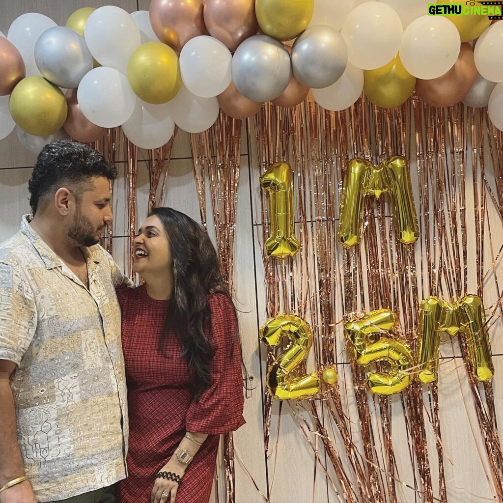 Sonal Kaushal Instagram - And We are 1 MILLION strong on Instagram ❤️ It’s still unbelievable 🥲 Thank you so much to each one of you for being with me and supporting me through everything. Loads of love guys ❤️ #Pyaaryou #themotormouth PS: Insta allows only 20 tags per post. But my list is huge 🤪 @jainrashmi06 @kunalbakshiofficial @ishan.s.rana @prateek @bhaktijhaveri29gmail.com_ @