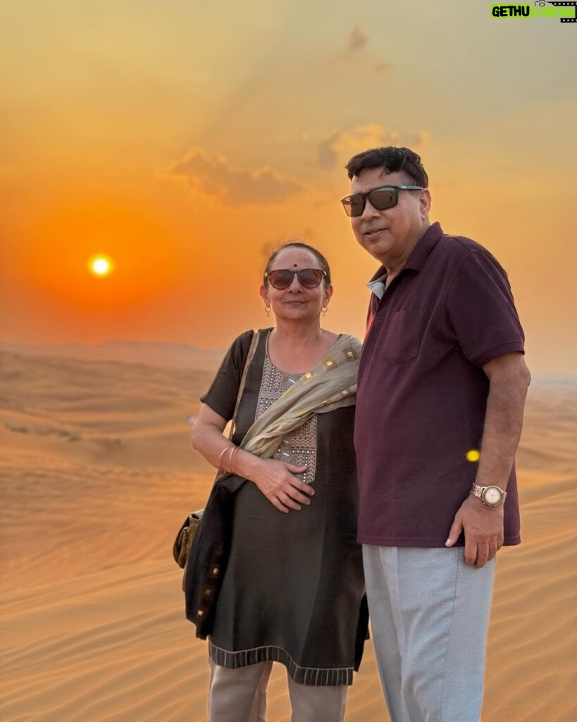 Sonal Kaushal Instagram - Day 1 at Dubai ~ Desert Safari with @arabianexpeditiondubai. Creating memories ❤️ PS: I wish, for every wife, handling husbands was as easy as the first picture 😂😂😂 #dubai #dubai2023 #familyholiday