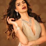 Sonali Raut Instagram - "Beauty is an attitude"!! Photography @sk_.click Styling n jewelry @kavita_sonchatra . . . #likes #like #follow #likeforlikes #love #instagood #instagram #followforfollowback #followme #photooftheday #photography #bhfyp #instalike #l #instadaily #likeforfollow #picoftheday #fashion #beautiful #me #followers #smile #likeforlike #myself #sonaliraut