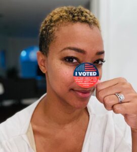 Sonequa Martin-Green Instagram - 💙🙏🏽