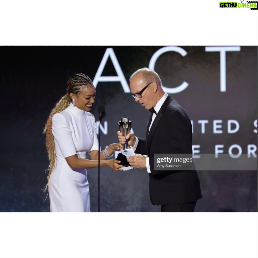 Sonequa Martin-Green Instagram - 💫 ~ The Critics Choice Awards ~ 💫 _____________ Dress: @monotofficial Shoes: @jimmychoo Jewelry: @chopard Hair: @lovingyourhair (and killed it) Makeup: @gregoryarlt (and killed it) Styling: @shionat (aaaand killed it) Hunk: @iamkenricgreen (dashing as always) _____________ What a great time. Big congrats to Michael and all the winners and nominees! 🖤