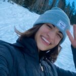 Soni Bringas Instagram - Happy New Year!!! 🎊 there’s nothing like starting 2021 prancing through the snow while losing all feeling in your hands ❄️☃️