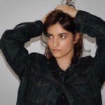 Soni Bringas Instagram - you can never go wrong with a jean jacket #bluejeanbaby 💎