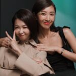 Sonia Sui Instagram - 我們給的，是愛的人想要的嗎？ 如果是，就是親愛的？ 如果不是，就是壞蛋？ 親愛壞蛋，4/21號晚上十點在三立都會台跟你見面。 另外，我沒有「濺血」啦😀 只是因為腫的部份無法用化妝品蓋掉，只好貼起來遮醜（真的沒事，些微瘀青和痂皮應該兩天就好了） 自己不小心造成的，勿掛🤍 謝謝團隊 Dress : @unspoken Shoes ： @aquazzura @yvessy_co_ltd Accessories：@chaumetofficial #Chaumet #Josephine Makeup : @backstagejimywu Hair : @chuan518 Stylist ：@eavecning @ningstyling #親愛壞蛋