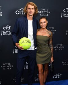 Sophia Thomalla Instagram - Out and about in New York 🗽💃🏼🕺🏼 thanks @tasteoftennis that you gave him the chance to work on his cooking skills 😂