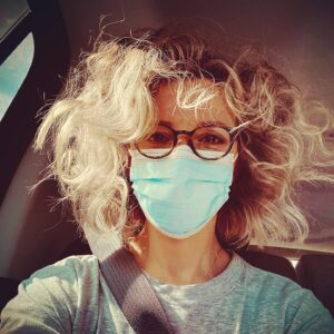 Sophia di Martino Instagram - This was the state of me on my way home after shooting the stormy #lokiepisode5 😂