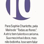 Sophie Charlotte Instagram - Esse vídeo é para agradecer a @nathaliasantos @camila_araujo_alves @bragamoira O trabalho incansável de vocês , a parceria , a resiliência , e todo o afeto e suporte que me deram. Eu nunca vou esquecer . Muito ficou por conquistar, infelizmente, muitas barreiras …. Mas entre perdas e ganhos, avançamos. E por isso , e por tanto que eu ainda nem consigo mensurar: MUITO OBRIGADA! Eu amo vocês ! Deixo aqui também meu carinho e gratidão ao maravilhoso @antoniokarnewale , e meus colegas de elenco @clebertolini @amandamittz E que a gente enquanto sociedade desperte para a importância da luta anticapitalista no Brasil