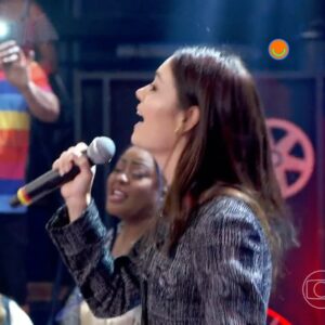 Sophie Charlotte Instagram - #ANIVERSÁRIO 🎈 Hoje é dia de celebrar a vida de @sophiecharlotte1 e, pra comemorar, reuni alguns momentos em que ela cantou e encantou! 🎤 Maravilhosa, né? 🧡