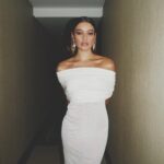 Sophie Charlotte Instagram - Cinema 🎥 Pré estreia @oriododesejo Foto @andrenicolau Brincos @struktura_ Style @patriciazuffa Vestido @frank_sustainable Beleza @herodrigues