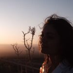 Sophie Charlotte Instagram - Aprender a viver e a sonhar 🌞 35 anos nessa aventura Obrigada por todo o amor que recebo ! Obrigada família, amigos, parceiros de trabalho, fãs ! Fotos dos meus amados amigos @elenclarice e @julinhoandrade