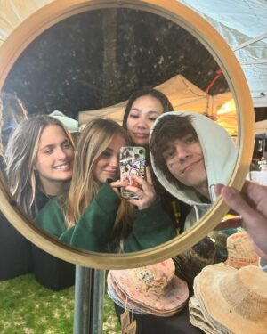 Sophie Grace Instagram - Just reflecting