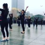 Sophie Marceau Instagram - Flashmob #2 💃🏼#Guangzhou