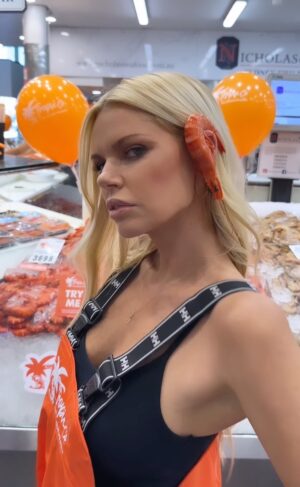 Sophie Monk Thumbnail - 21.3K Likes - Top Liked Instagram Posts and Photos