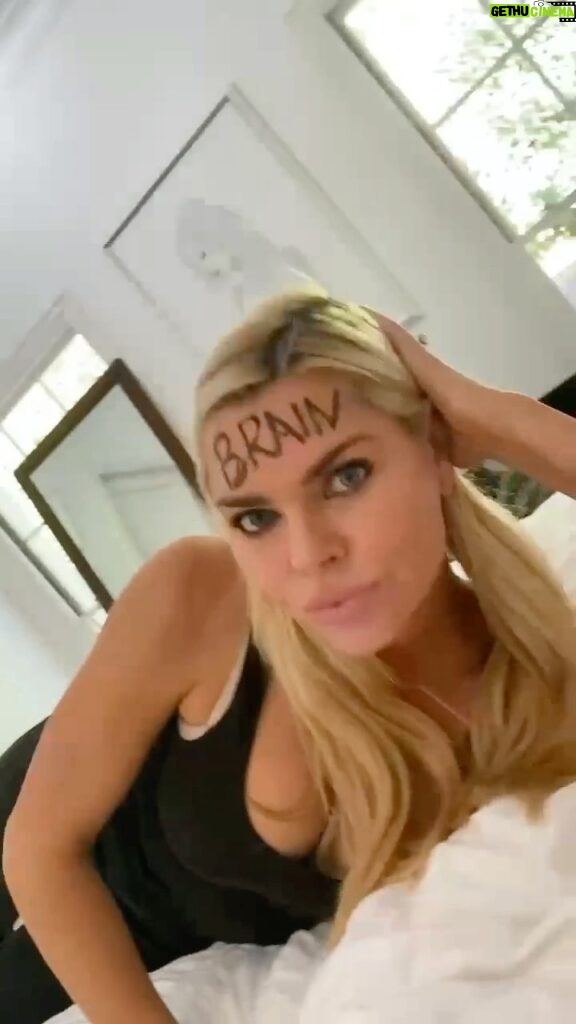 Sophie Monk Instagram - Please tell me other people think too much like I do 🧠 😬❤️