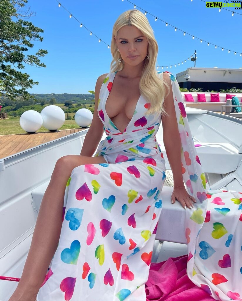 Sophie Monk Instagram - Playing dress-ups for @loveislandau 😝❤️ Which outfit is your favourite? If you’re watching Love Island who do you love so far??? 😍 Styling @natalia.de.martin H&MU @bynormie 📸 @joshuargross 💝