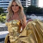 Sophie Monk Instagram - Hey, If you can’t win a Logie... dress as one 😉 @jasongrech As sad as I am the Logies aren’t on... I’m sitting in Uggs, eating a burger... whoop whoop 🙌 ❤️😜