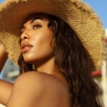 Sophie Piper Instagram - Up close 🌞