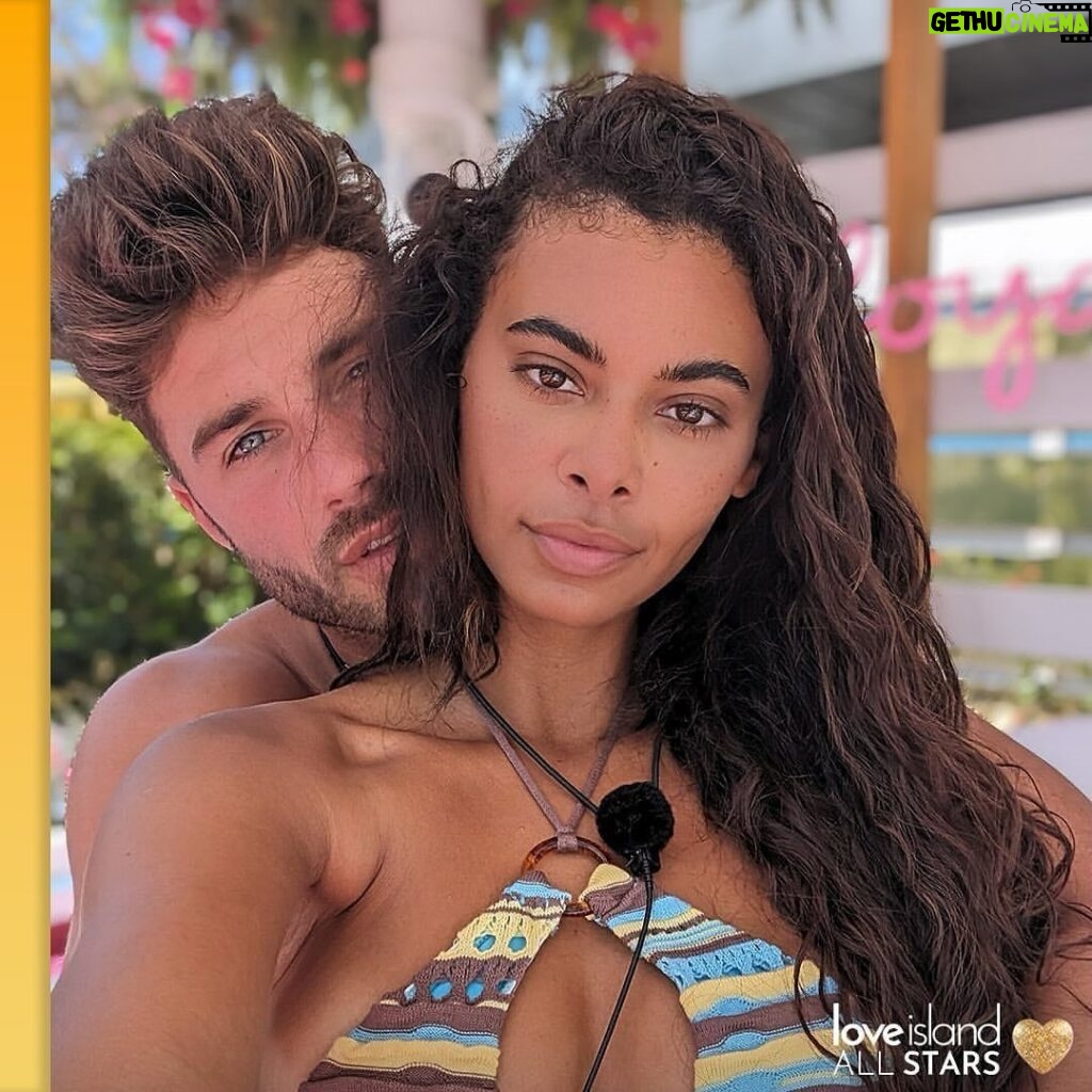 Sophie Piper Instagram - Love Island Finalists! ❤️🏝️ We just wanted to say a massive thank you to each & every one of you for all of the love and support for Sophie throughout her time in the villa ❤️ It looks like Soph has met the male version of herself & we couldn’t be happier seeing her face light up whenever she is around Josh. He has melted our little ice queen and we are SO here for it 🥹🫶🏼 We have absolutely loved chatting with all of you guys over the past weeks, can we stay logged into her gram forever? 😂