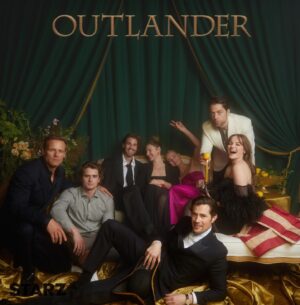 Sophie Skelton Instagram - Fam 💫🥹
Thank you to all the fans who turned up, and tuned in last night. We LOVE you. 💖 #Outlander #June16