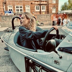 Sophie Skelton Instagram - Vroom 🏎️