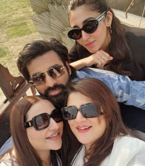 Srabanti Chatterjee Instagram - ব্যাস আমার জীবনে আর কিছু চাইনা।। 🤣🤣 । এরকম ভাগ্য যেন প্রতিটা জন্মে আমি পাই । 🕺🕺🕺🕺
