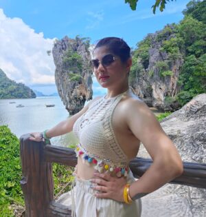 Srabanti Chatterjee Instagram - Life is short live it ❤️😇

#vacation #memories #happyme