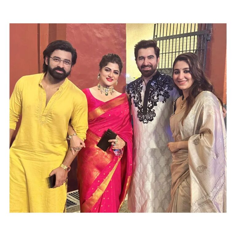 Srabanti Chatterjee Instagram - Well spent evening with 🌟 ✨️ @jeet30 @ankush.official @love_oindrila P.C @adiitiboseofficial27