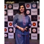 Srabanti Chatterjee Instagram - The wrap party of "Devi Chowdhurani" at Five Mad Men was a night to remember. See you in cinemas. . . . . #JaiBhairavi #DeviChowdhurani #banditqueenofbengal #aditedmotionpictures @subhrajitmitra @prosenstar @apu.aparna @aniruddha.dasgupta.92 @soumyajit_majumdar_collabs @srabanti.smile @arjunchakrabarty #SabyasachiChakraborty @priyadarshinigroy @bickramghoshofficial @darshanabanik @bibriti @kinjalnanda_official @alexx_onell @lopon.magical @koyelpupe @raazdipsorcar @fivemadmen @lokcollectivestories