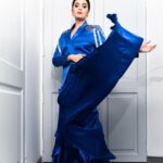Sreemukhi Instagram - 💙✨ Styling @greeshma_krishna.k Outfit @sri_srustika_clothing Jewellery @karnikajewelshyd PC @manoj_gangula Makeup @nookesh.malla Hair @mahesh_ravulapalli #sreemukhi