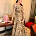Sridevi Instagram - @manishmalhotra05 always makes me shine ✨