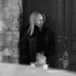 Stéphanie Clerbois Instagram - Le noir et blanc on valide?🤍
