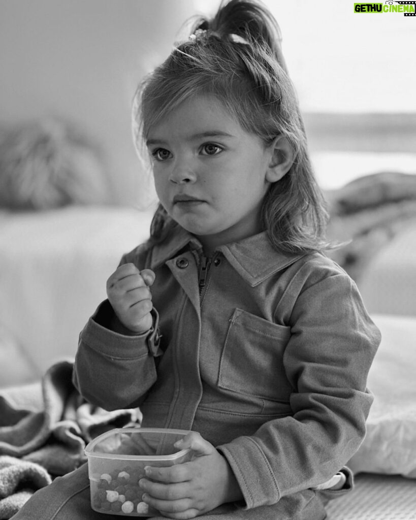 Stéphanie Clerbois Instagram - Ma fille, je t’aime.🤍