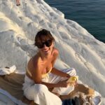 Stefania Spampinato Instagram - Estate sulla luna