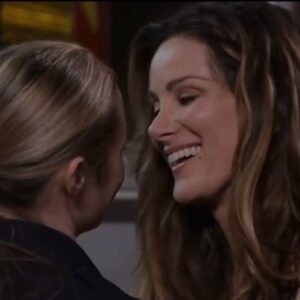 Stefania Spampinato Instagram - When they ask me if Maya and Carina are going to be ok…
@station19
@dsavre