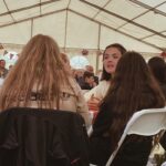 Stefany Vaz Instagram - Hoje nós vimos 3 salvações em Carphilly, as 3 foram de adolescentes, a geração Z não está perdida, nossa missão é nos revestir de compaixão e compartilhar o estilo de vida leve que é seguir Jesus. Eles são os próximos que estão por vir, os próximos grandes líderes, os próximos missionários. O país de gales espera sua volta…